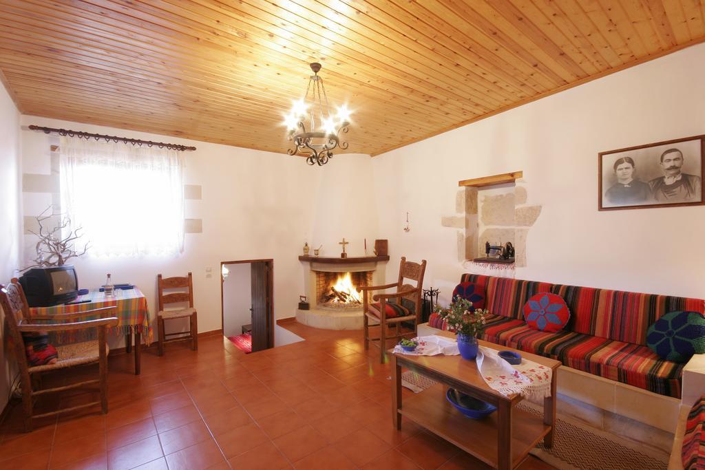 Fenareti Village House Μαχαιροί Εξωτερικό φωτογραφία